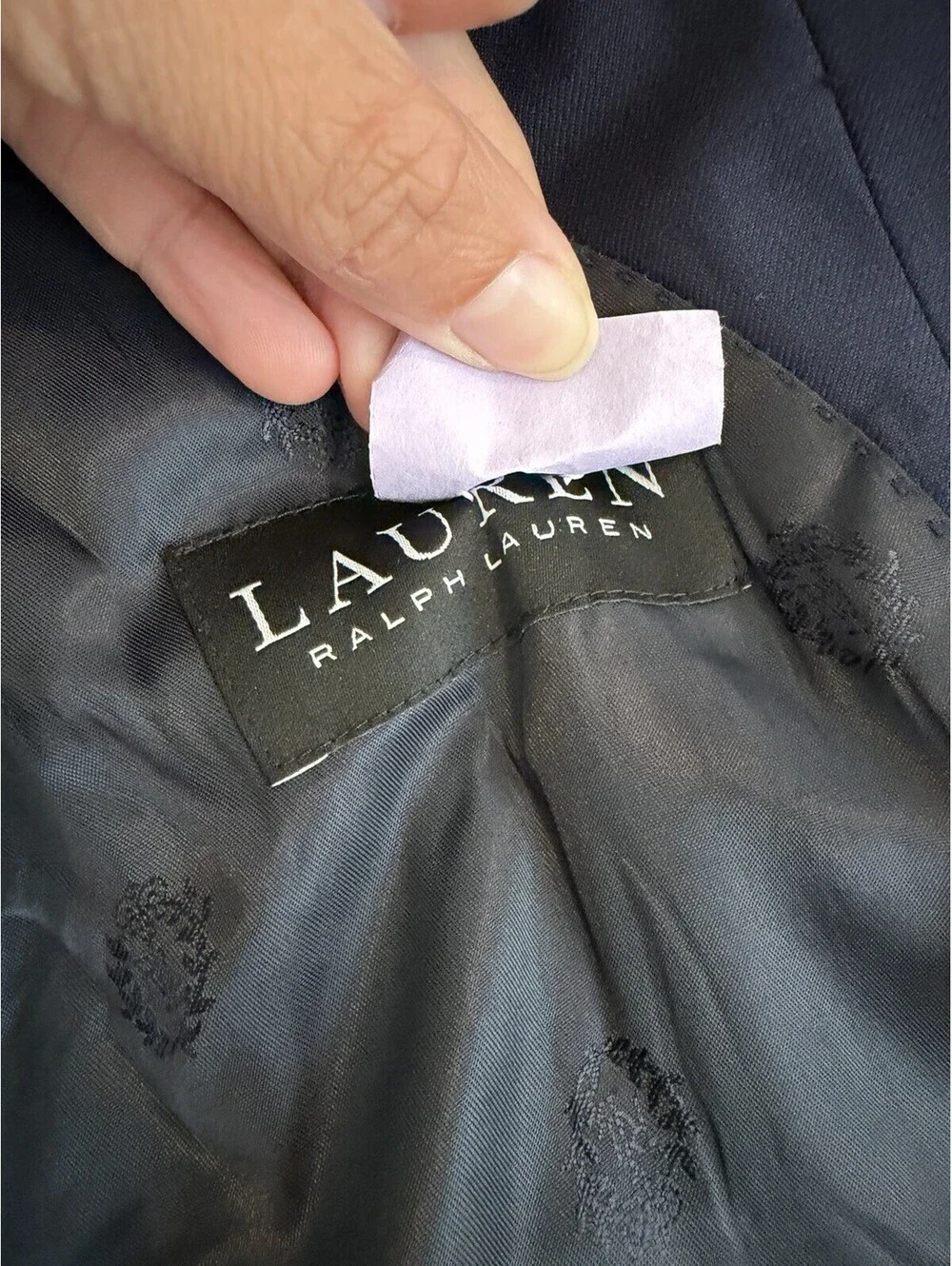Lauren Ralph Lauren Navy Blue Blazer Size 46R Wool Blend Two Button Sport Coat